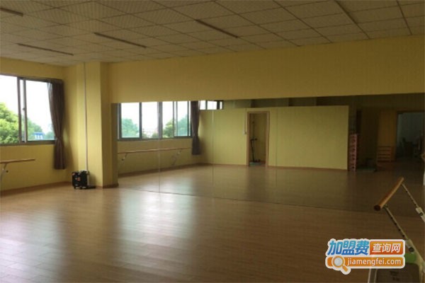 华星艺术培训中心