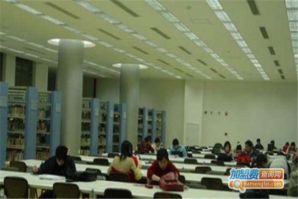 万星华宇艺术教育学校