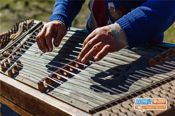 筝艺琴行加盟费