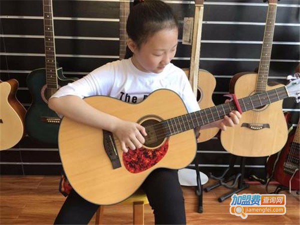 贝贝琴行加盟门店