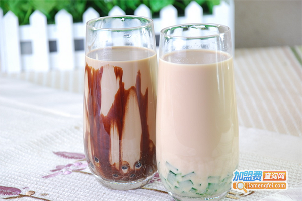 在品在饮奶茶店加盟费