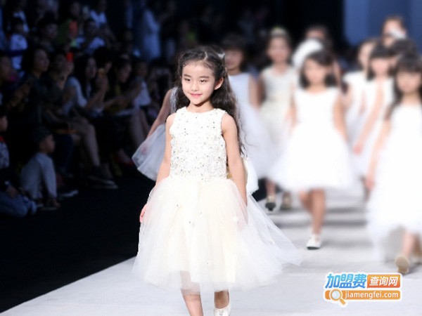 潮童星少儿艺术培训加盟费