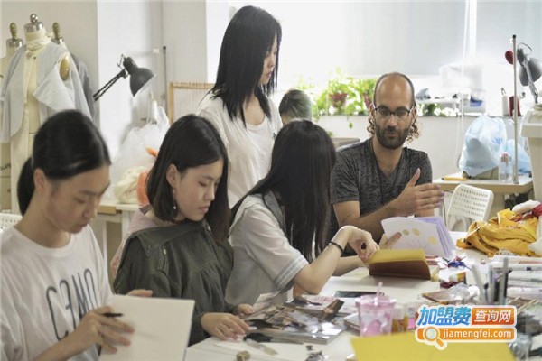 思艺国际艺术教育加盟费