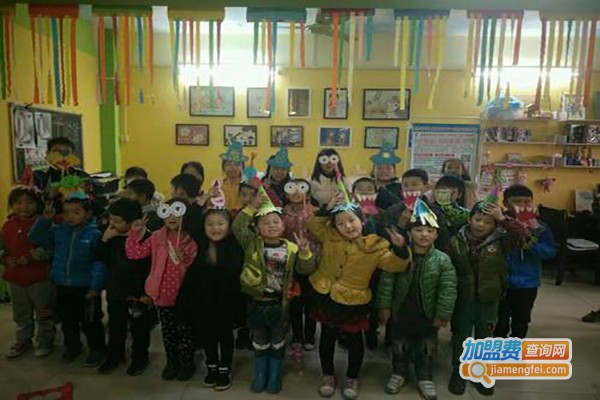 零距离画室加盟费