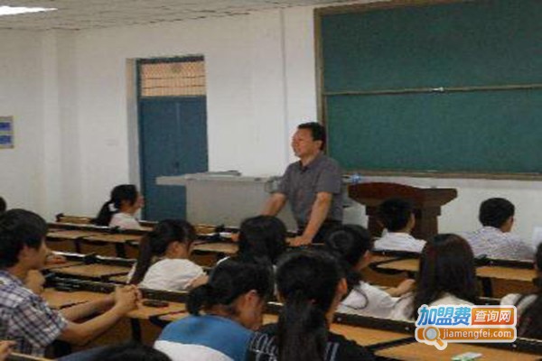 城建教育加盟费