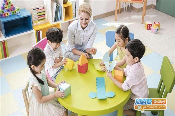 柯罗尼教育加盟费