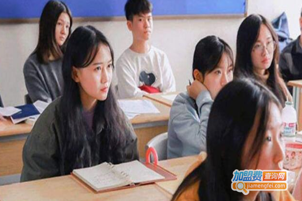 悦播新语艺术教育