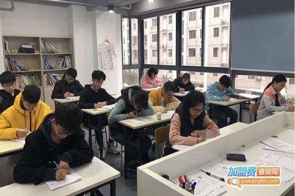 凡兮教育加盟门店