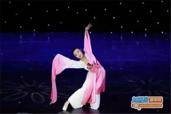 东方鹤舞蹈加盟费