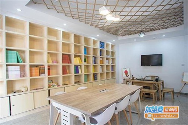 馨雅艺术培训中心加盟费