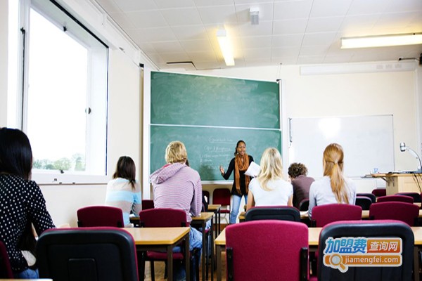 舒博士心理教育加盟费