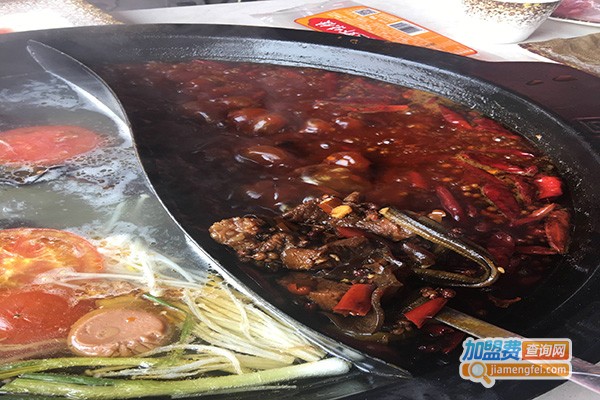 渝城两江火锅加盟门店