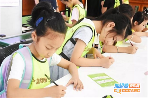 凯旋街少儿英语加盟费