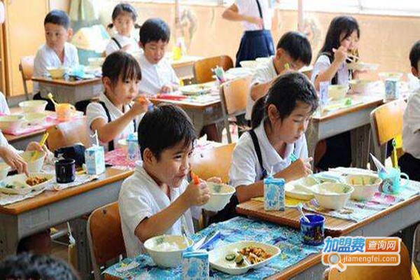 乐乐小饭桌加盟费