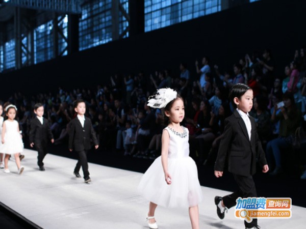 潮童星少儿艺术培训加盟费