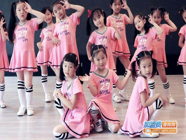 舞之恋舞蹈培训中心加盟费