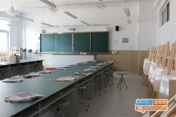 淘雨轩美术学校加盟费