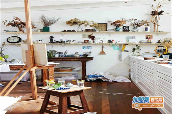 人人画室加盟费