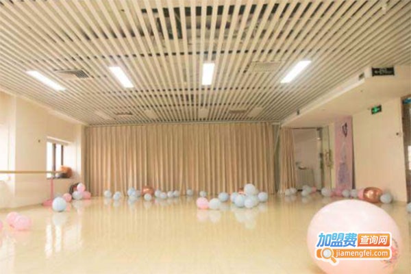 领风尚舞蹈培训