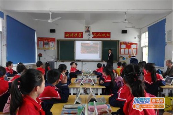 优学派教育加盟费