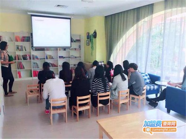 可乐菲美术加盟费