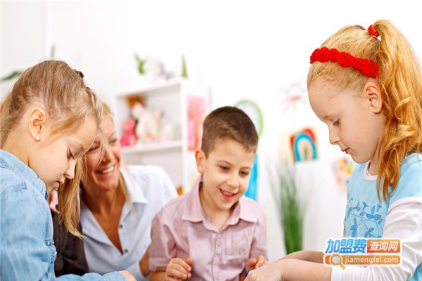 一家人教育加盟费