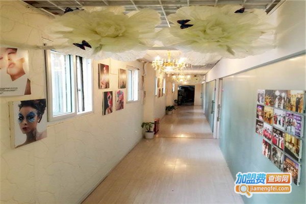 翼彩化妆摄影培训学校加盟费