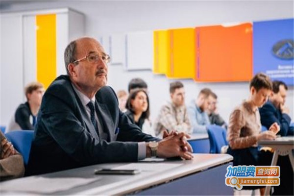 学外留学加盟费