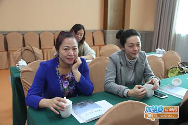 坤派巾帼女子学堂加盟