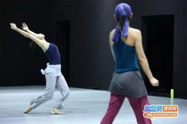 阿杜舞天下舞蹈