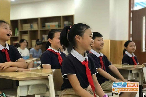 启新教育加盟费