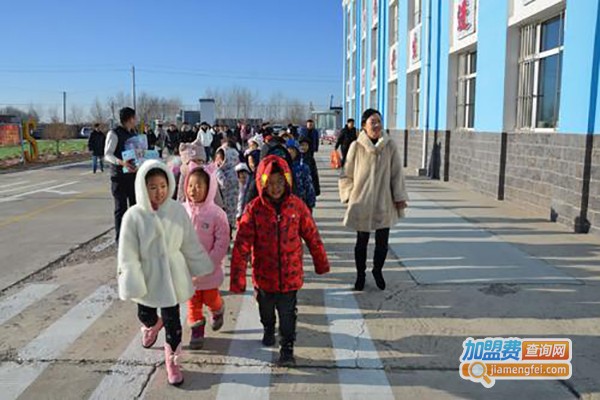 鹏博教育加盟费