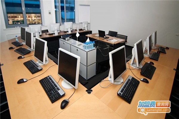 幻想编程岛加盟费