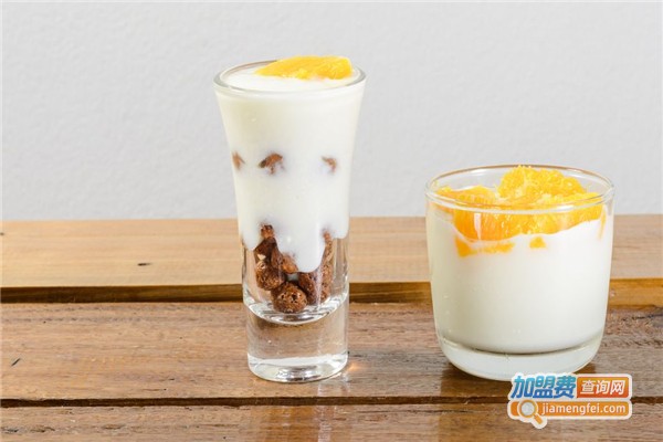 曲岸奶茶加盟费