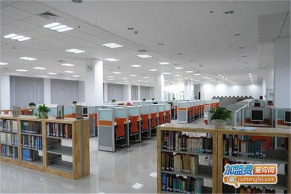 青鸟教育加盟费