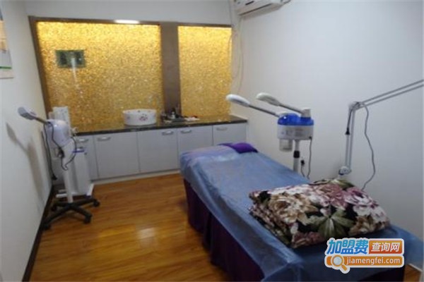 科美臣美容馆加盟费