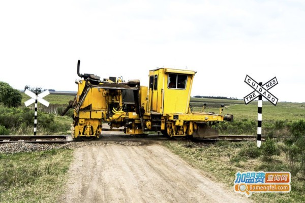 世邦机器移动破碎站加盟费