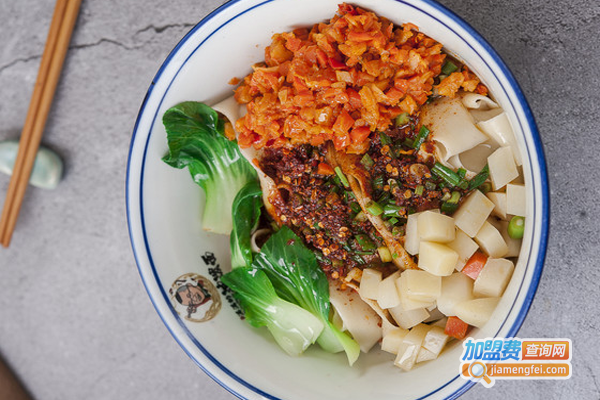 吴满满油泼面加盟费