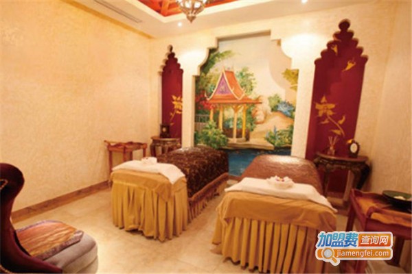 晶滢美容加盟费