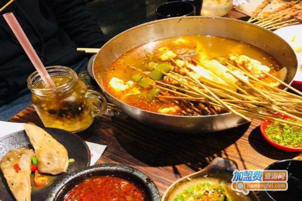 红料理川菜加盟费