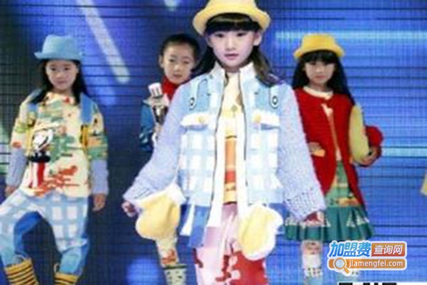 一眨眼童装加盟费