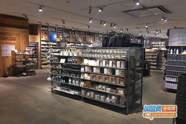 萃工厂化妆品加盟费