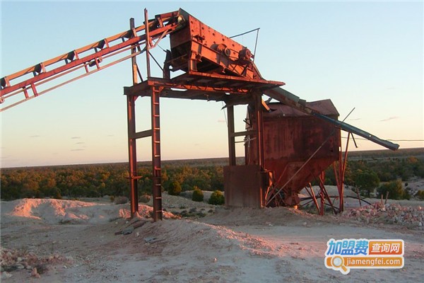 制砂帮移动破碎机加盟