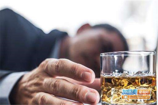 巴酷斯精酿啤酒