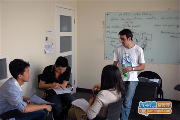 顶艺法语加盟费