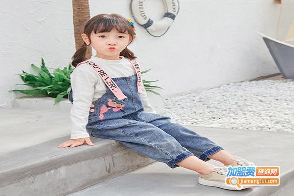 索宛童装加盟门店