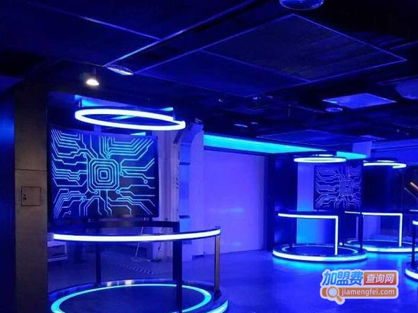 【VR+乐园VR娱乐馆加盟】开店加盟VR+乐园VR娱乐馆轻松赚钱当老板！