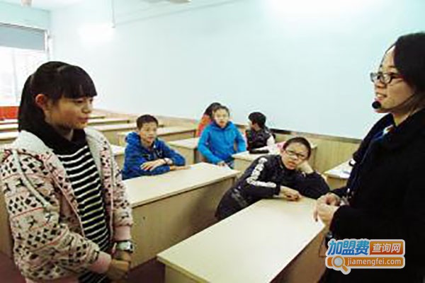 东方国际教育加盟费