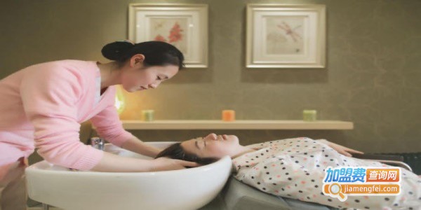 尔湾月子会所加盟费