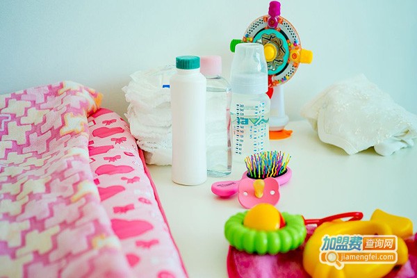 恐龙蛋母婴用品加盟门店